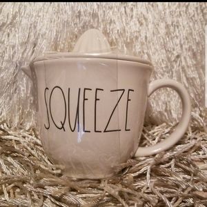 (SOLD) Rae Dunn "Squeeze" Juicer